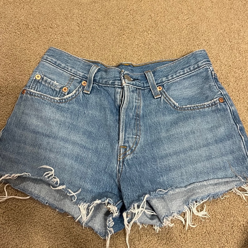 Levi shorts